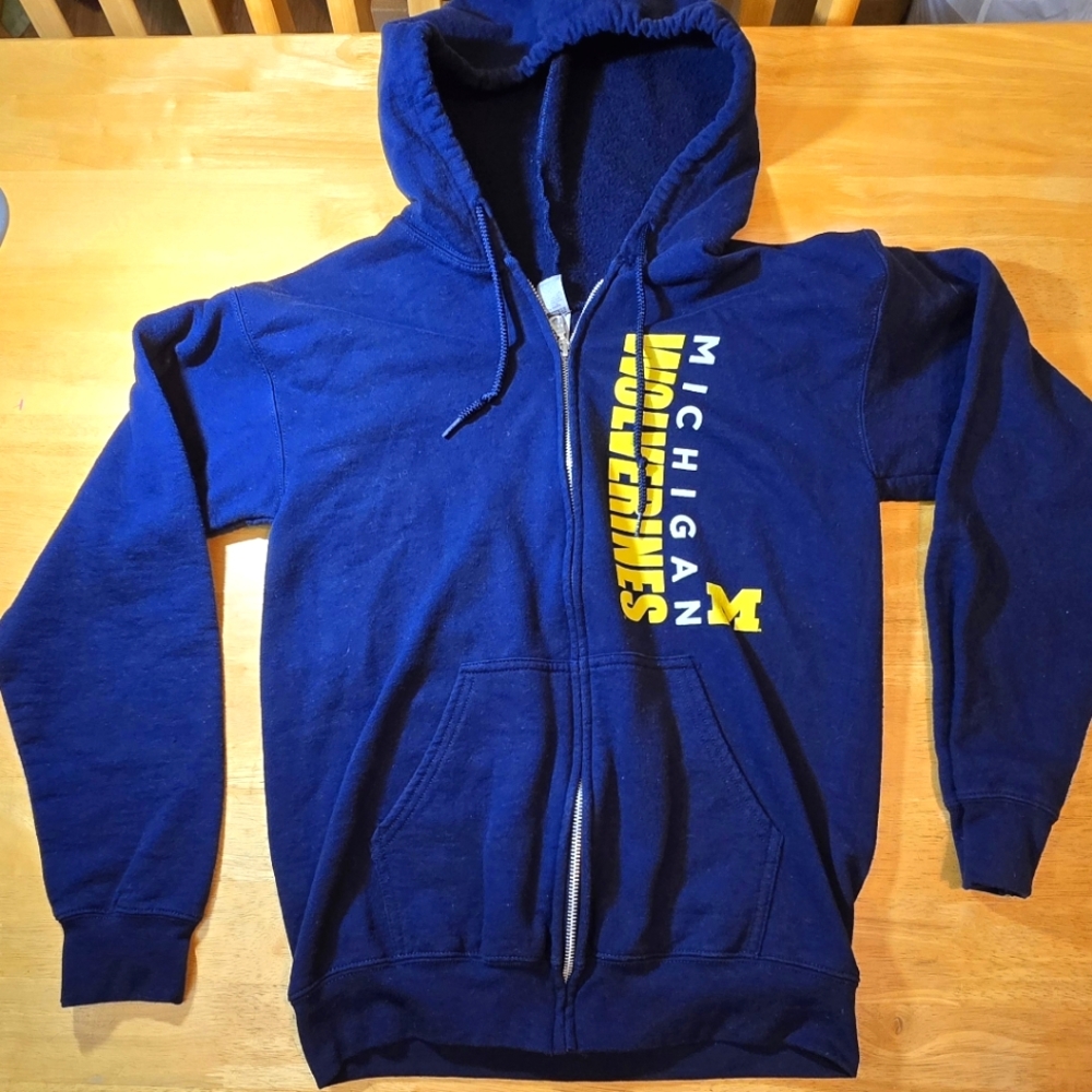 Michigan Wolverines  Full-Zip Hoodie Size Small